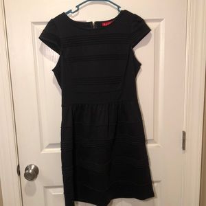 Elle black cap sleeve dress